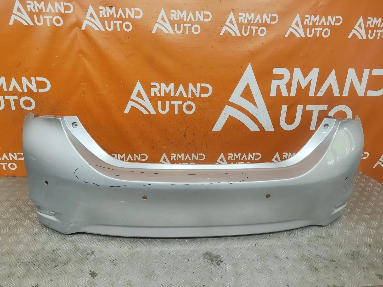 Бампер Toyota Corolla 2012-2019 5215902999 11 E160 E170 E180, задний