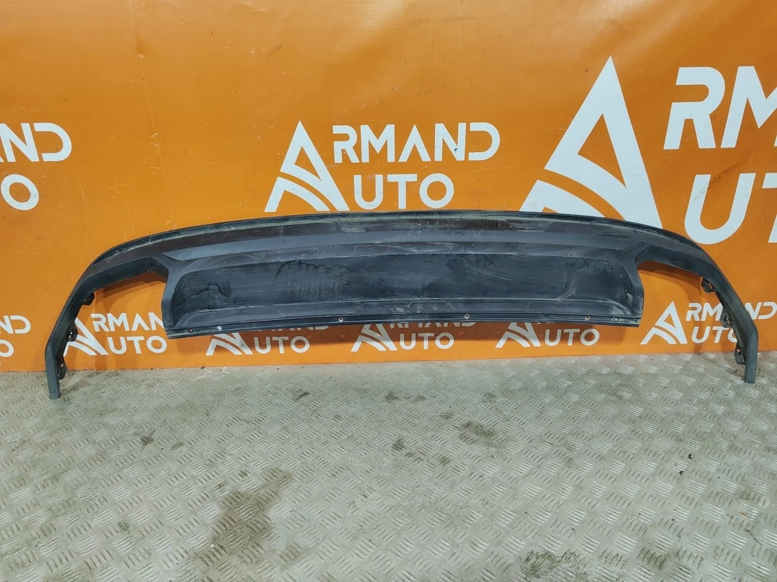 Юбка бампера Volkswagen Touareg 2018-нв 760807482J9B9 3, задняя