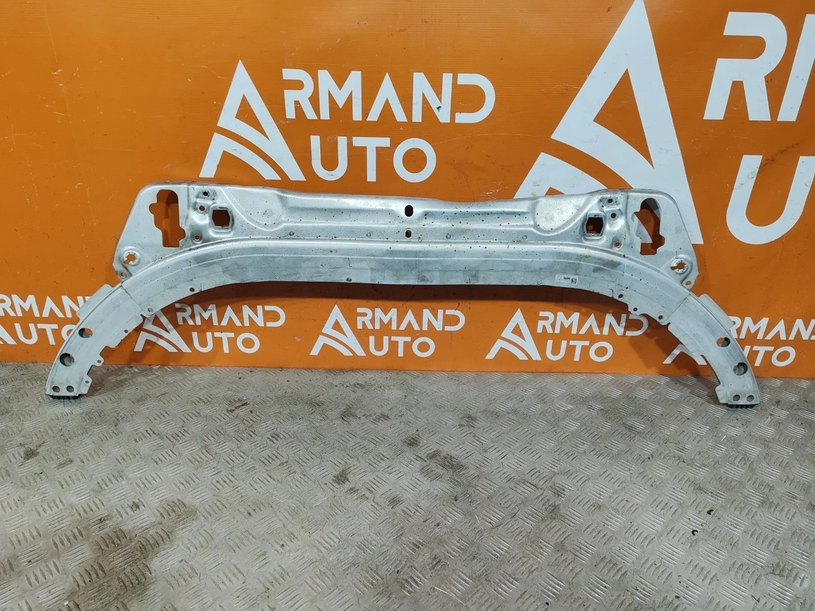Панель передняя (суппорт радиатора) верхняя Mercedes C-Class 2014-2021 A2056204201 W205