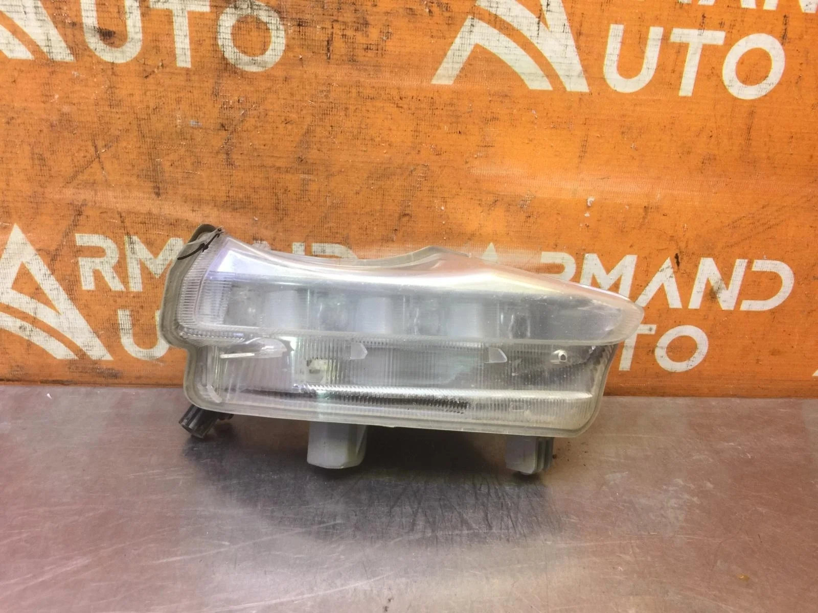 Дхо Toyota Highlander 2013-2016 814300E010 3 U50, правое
