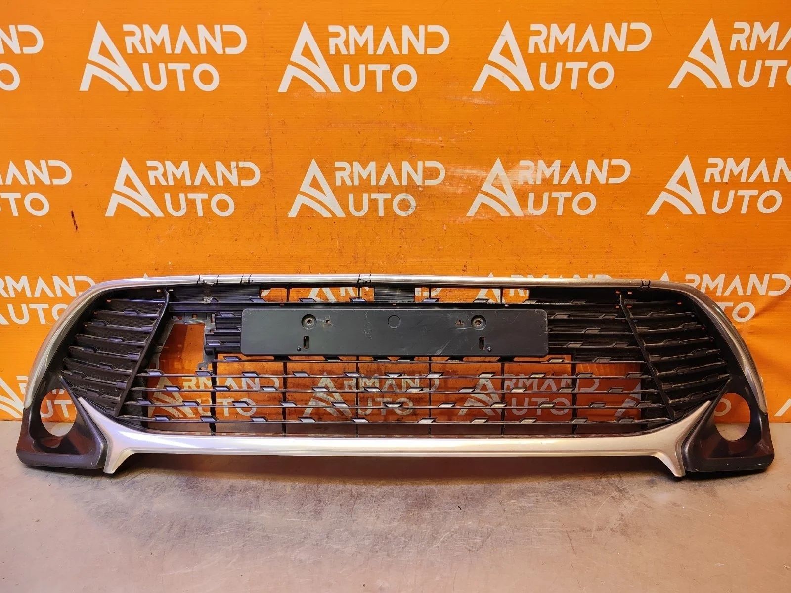 Решетка бампера Toyota Camry 2017-2018 5310206590 7 XV50, передняя