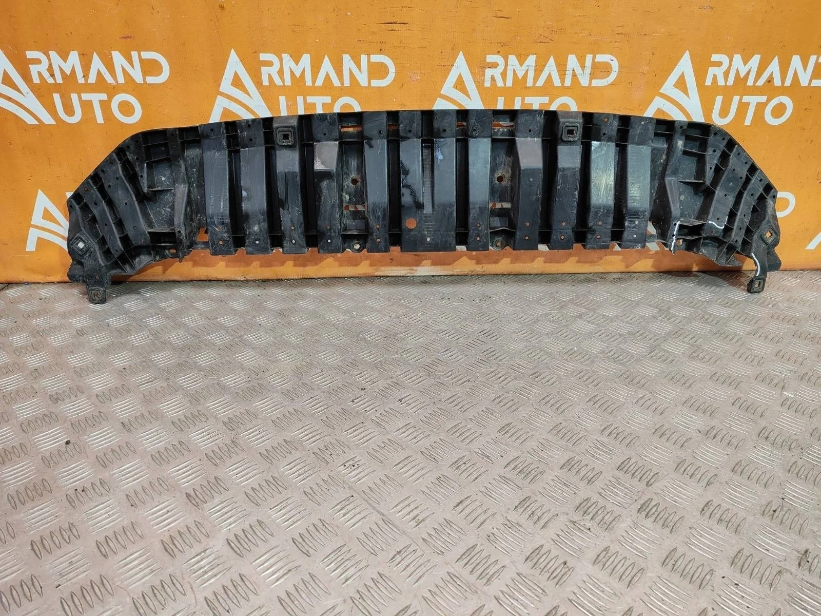 Пыльник бампера Toyota RAV4 2012-2019 5261842050 4 CA40, передний