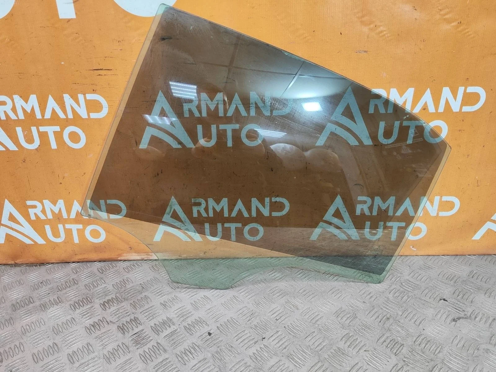 Стекло двери Mercedes E-Class 2013-2016 A2127352910 W212, заднее левое
