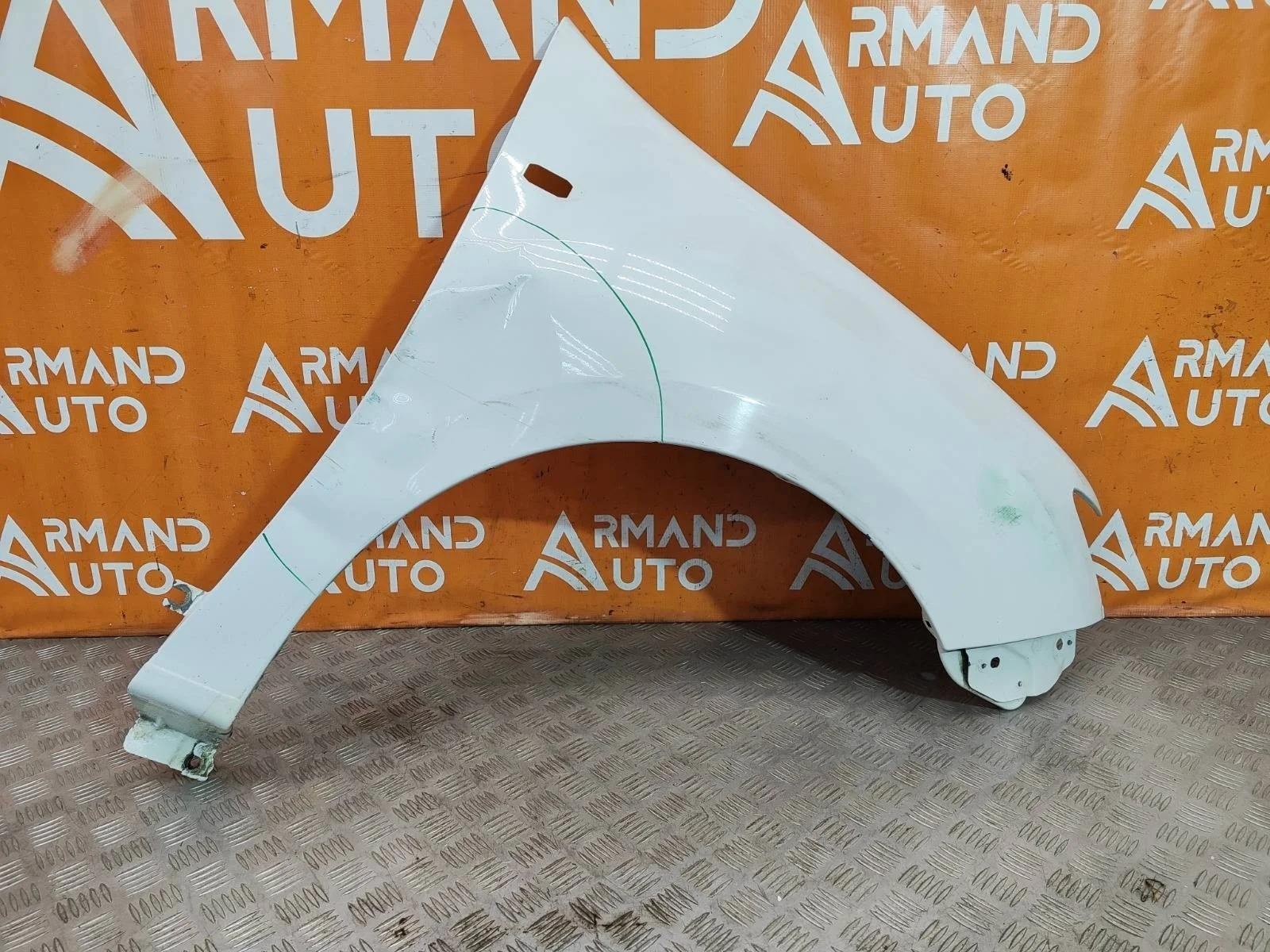 Крыло Renault Logan 2012-2022 631005201R 2, переднее правое