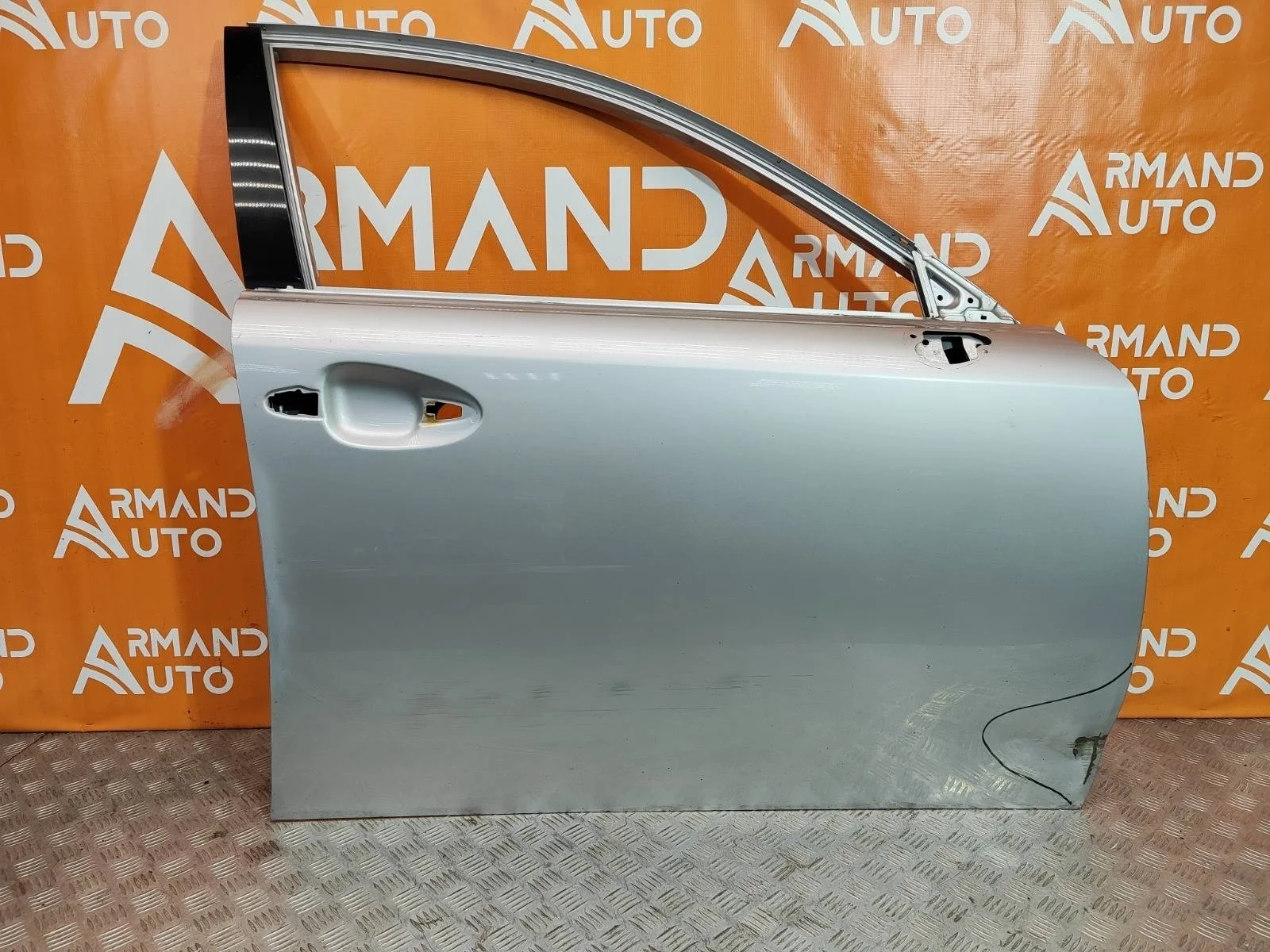 Дверь Lexus IS 2005-2013 6700153040 2, передняя правая