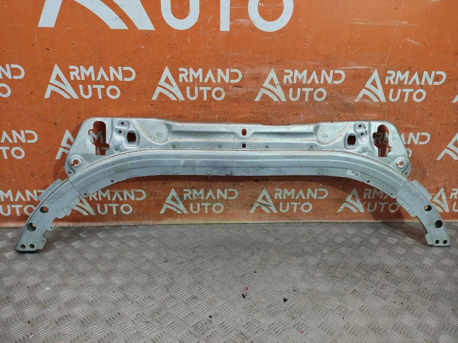 Панель передняя (суппорт радиатора) верхняя Mercedes C-Class 2014-2021 A2056204201 W205