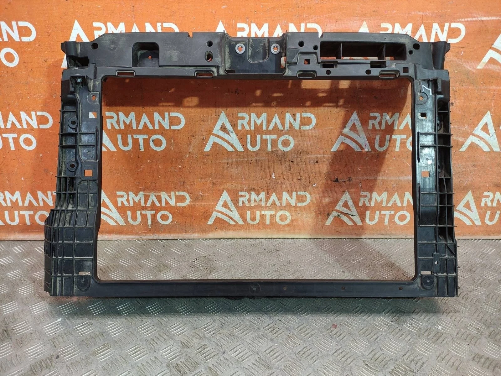 Панель передняя (суппорт радиатора) Skoda Rapid 2020-2023 60U805588E 2