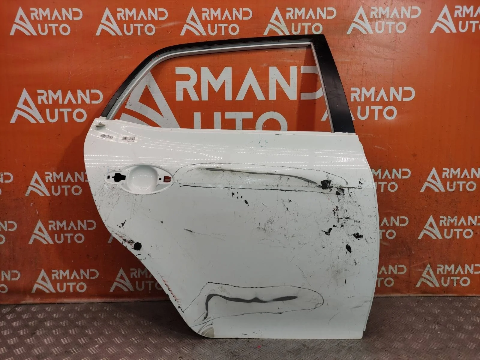 Дверь Toyota Auris 2006-2010 6700302250 1, задняя правая