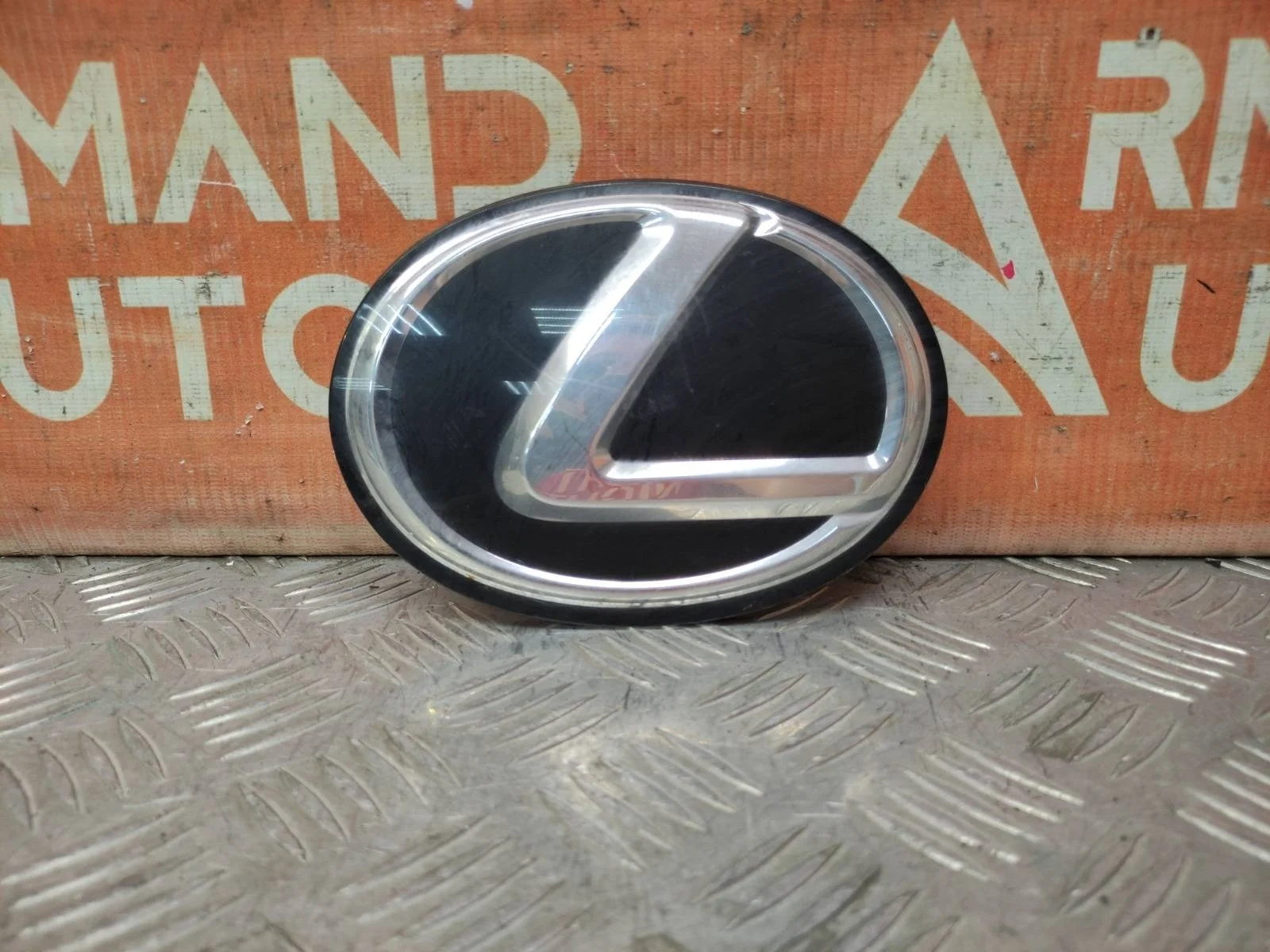 Эмблема LEXUS NX 2017-2021 9097502108 1, передняя