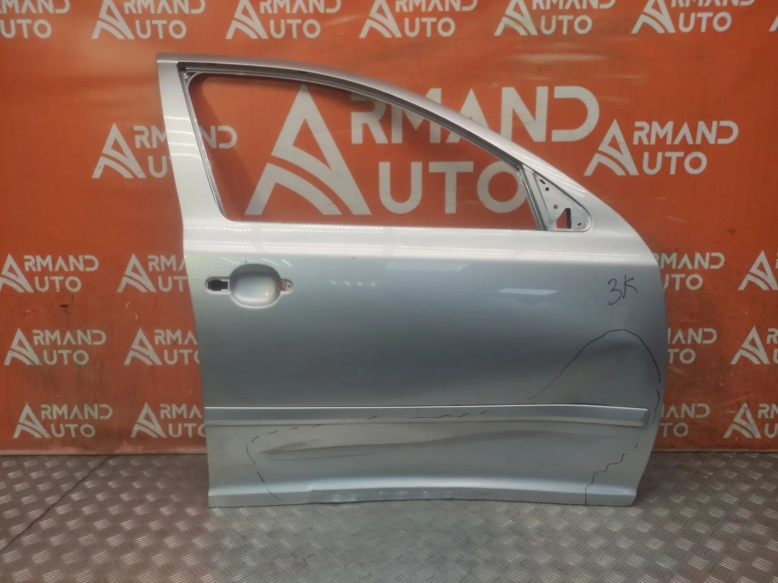 Дверь Skoda Octavia 2004-2013 1Z0831056 2 A5 (1Z), передняя правая