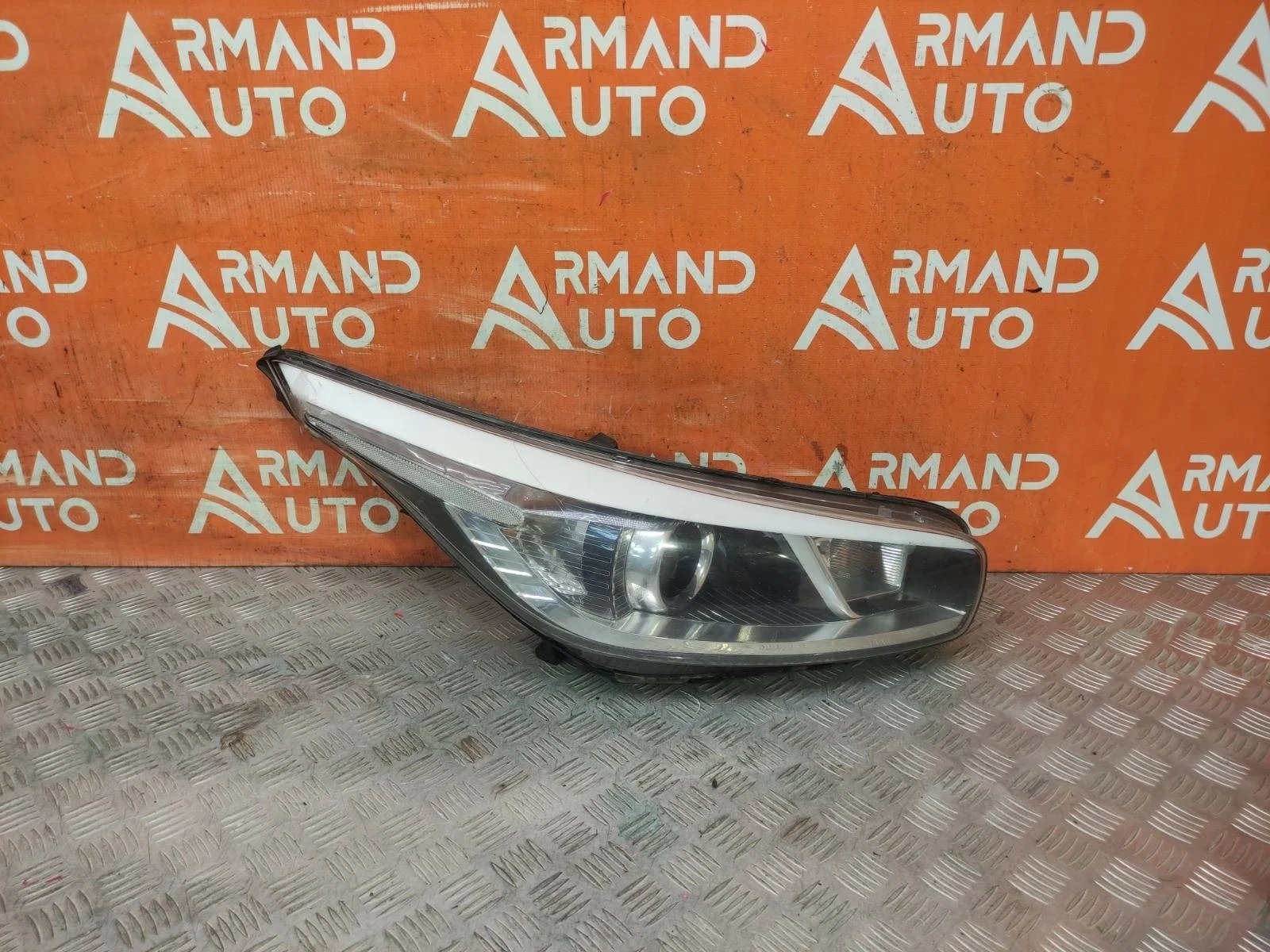 Фара KIA Ceed 2012-2018 92102A2010 2 JD, правая