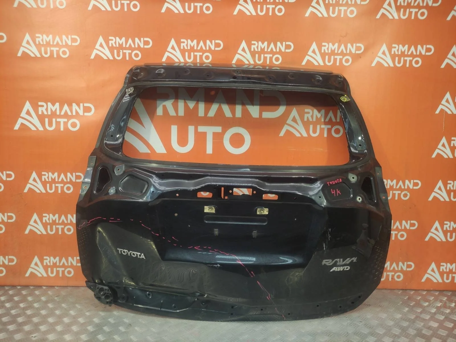 Дверь багажника Toyota RAV4 2015-2019 670050R270 4 CA40