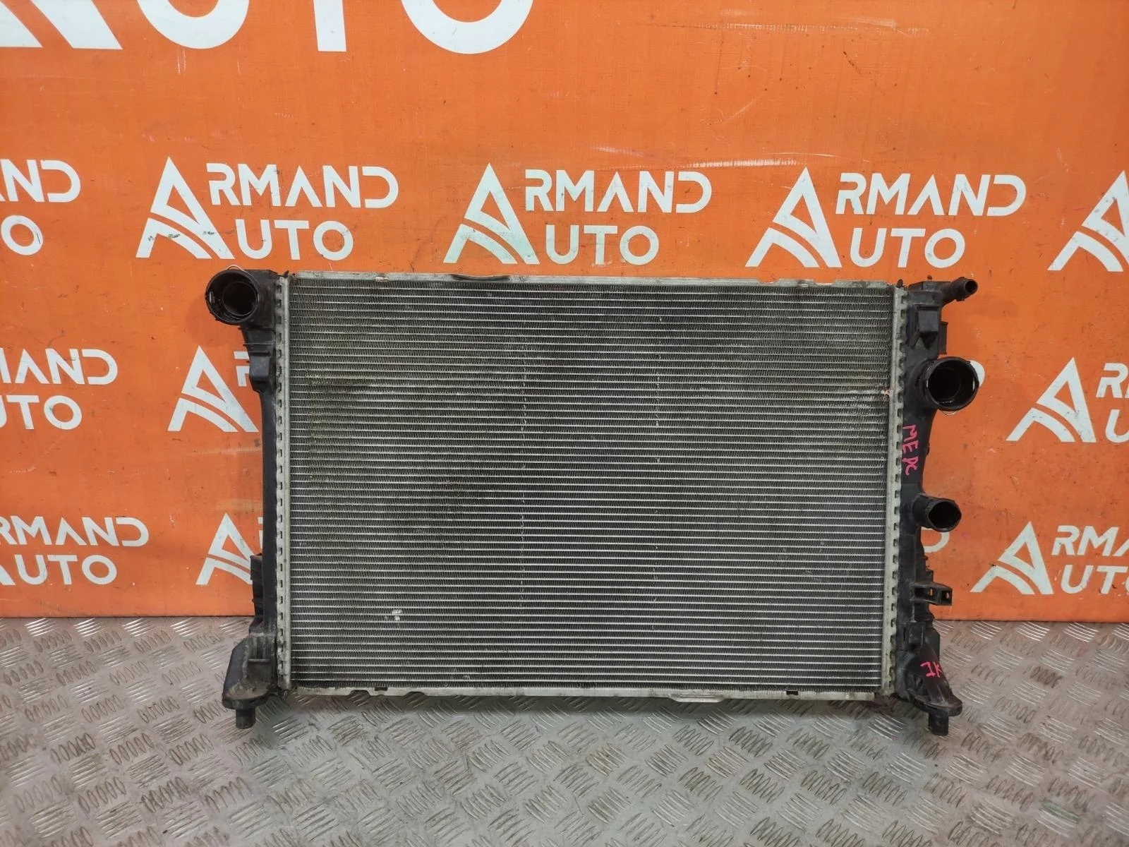 Радиатор двигателя (двс) Mercedes E-Class 2009-2016 A0995002703 W212