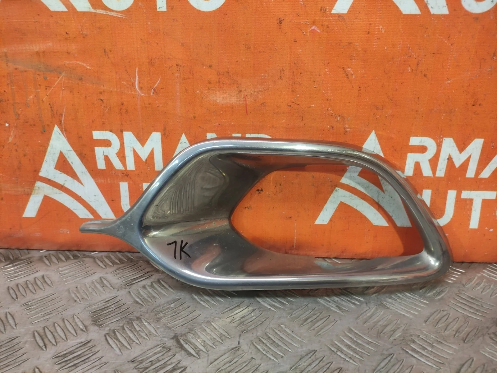 Накладка окантовки птф RENAULT Logan 2012-2018 261A37963R 2, левая