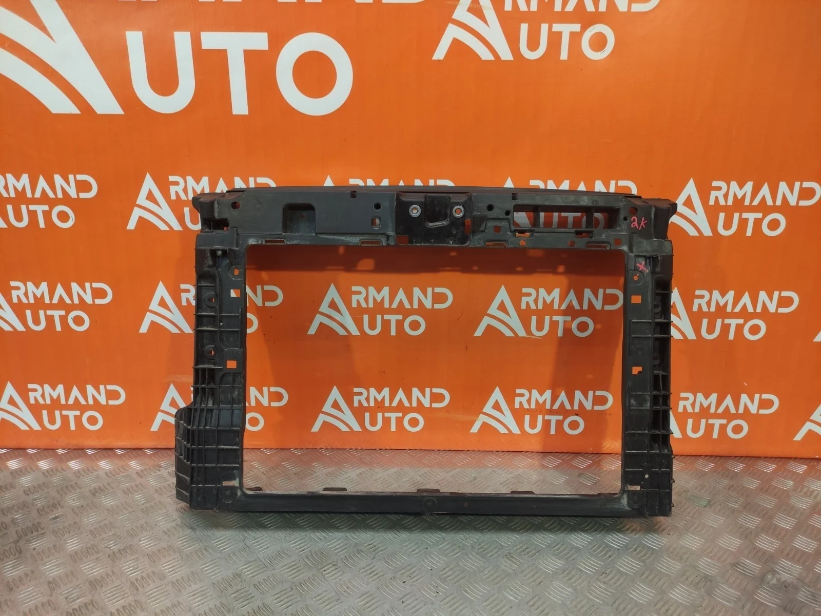 Панель передняя (суппорт радиатора) Skoda Rapid 2020-2023 60U805588E 2