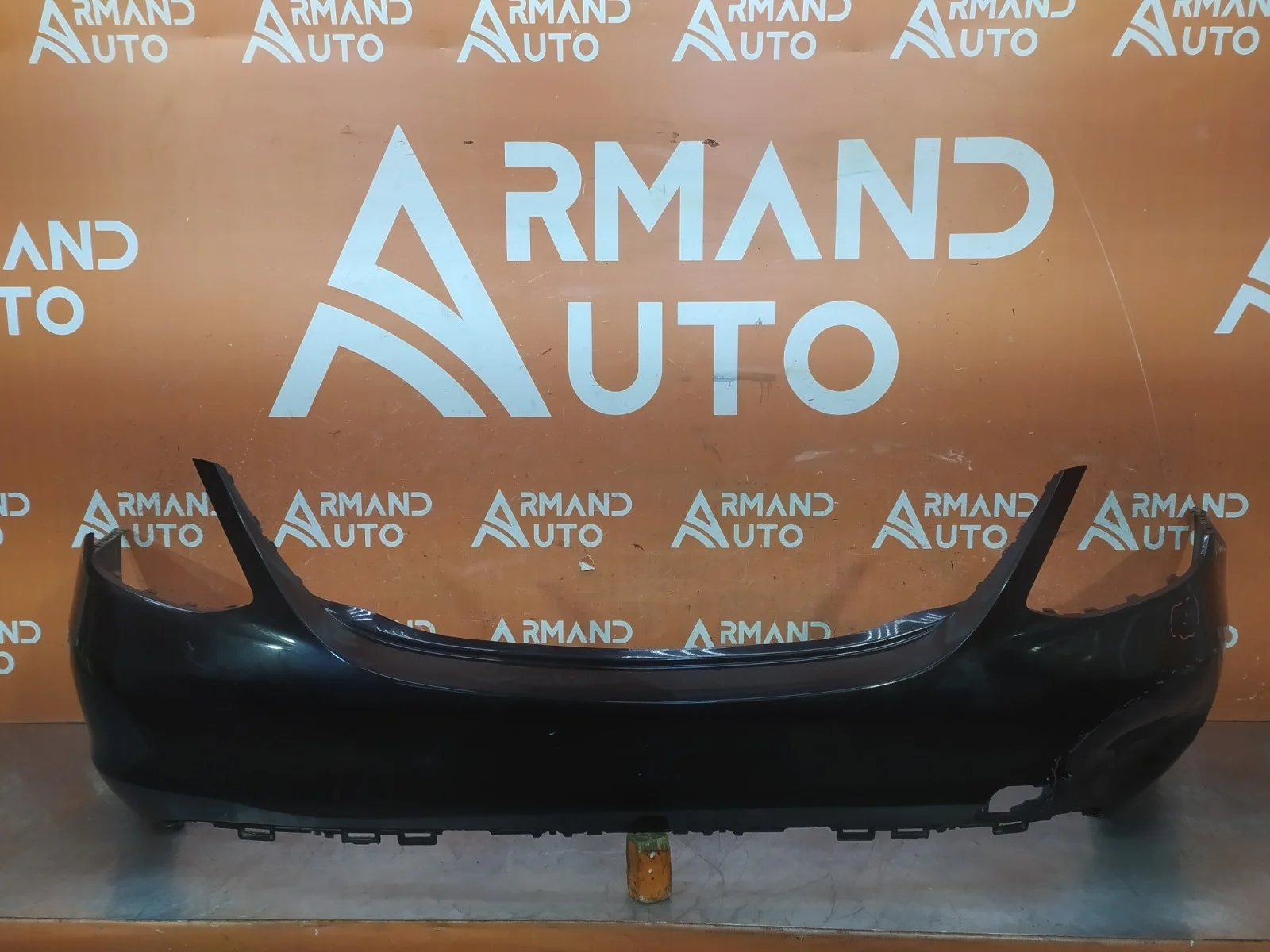 Бампер Mercedes C-Class 2014-2021 A2058800447 W205, задний