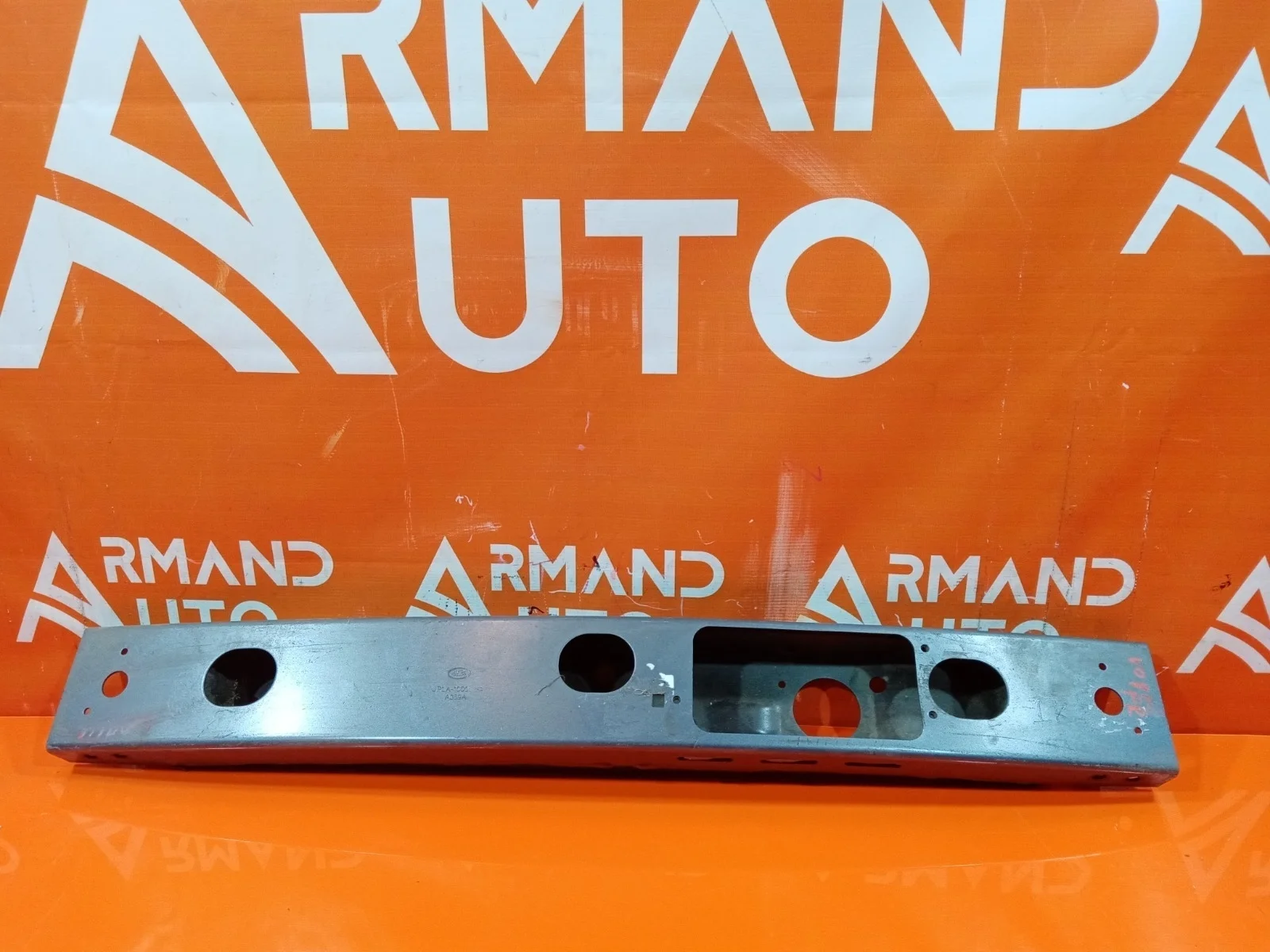 Усилитель бампера Land Rover Range Rover 2012-2022 LR128131 4 L405, передний