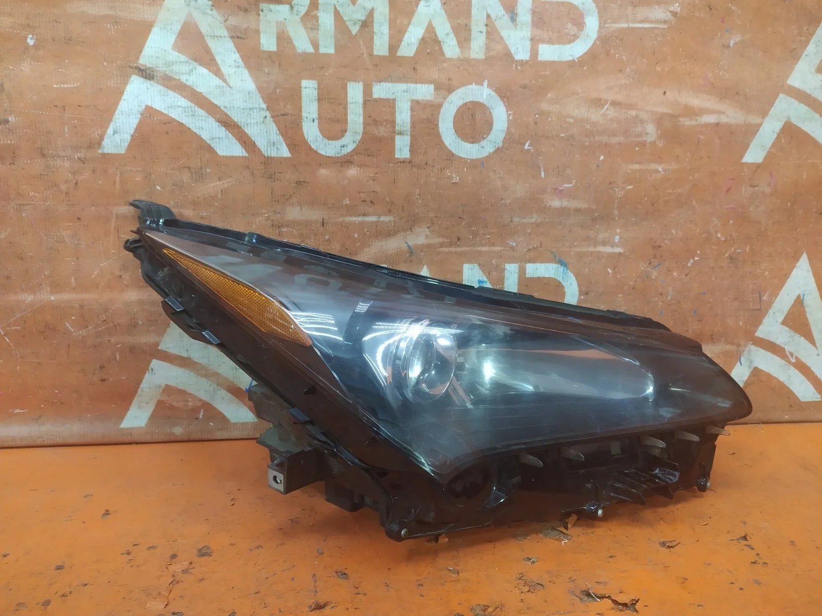 Фара Lexus NX 2014-2017 8114578050 1, правая