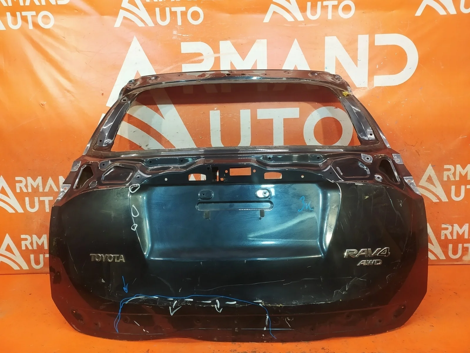 Дверь багажника Toyota RAV4 2015-2019 670050R270 4 CA40