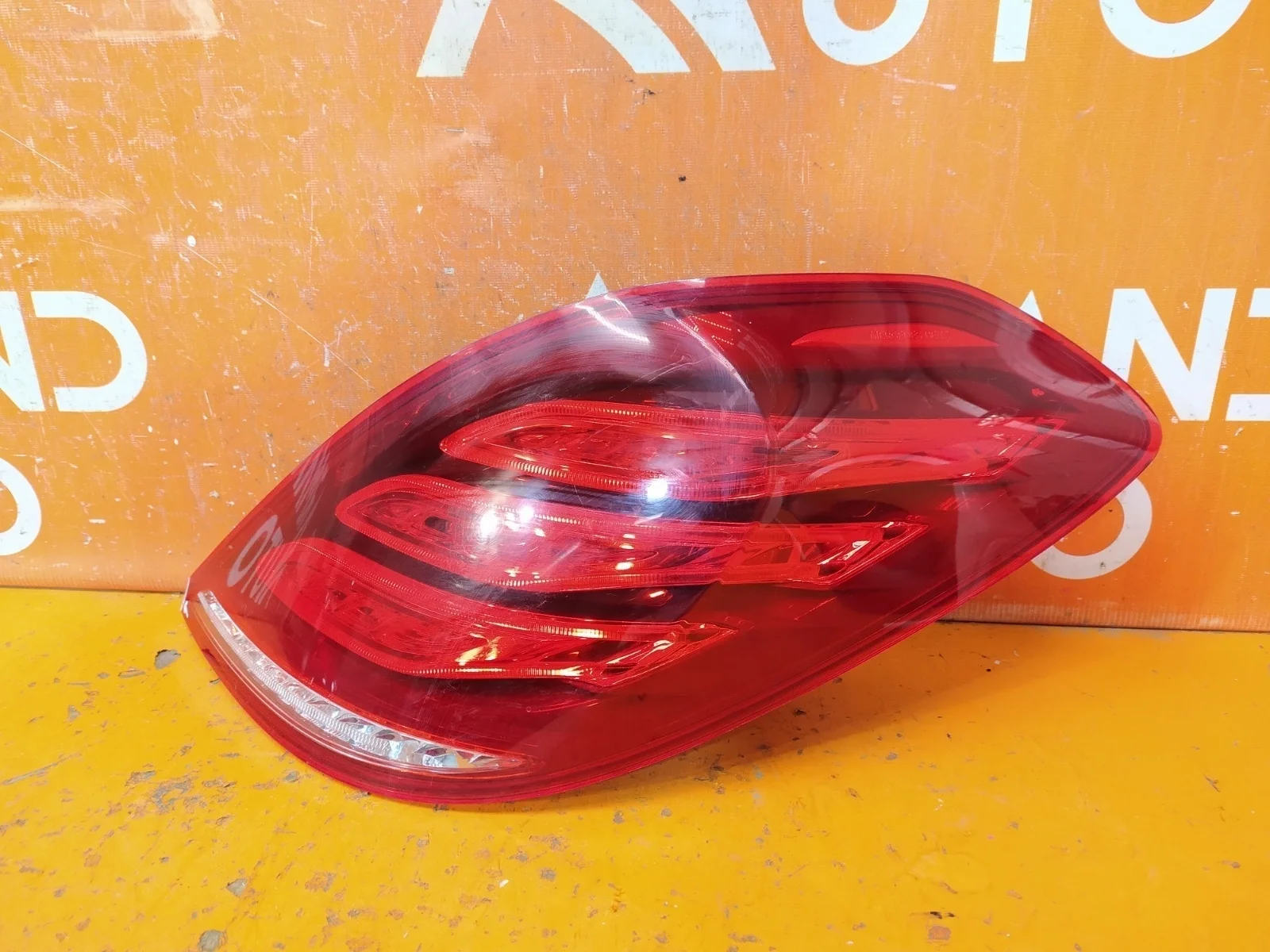 Фонарь Mercedes S-Class 2013-2017 A2229065501 W222, правый
