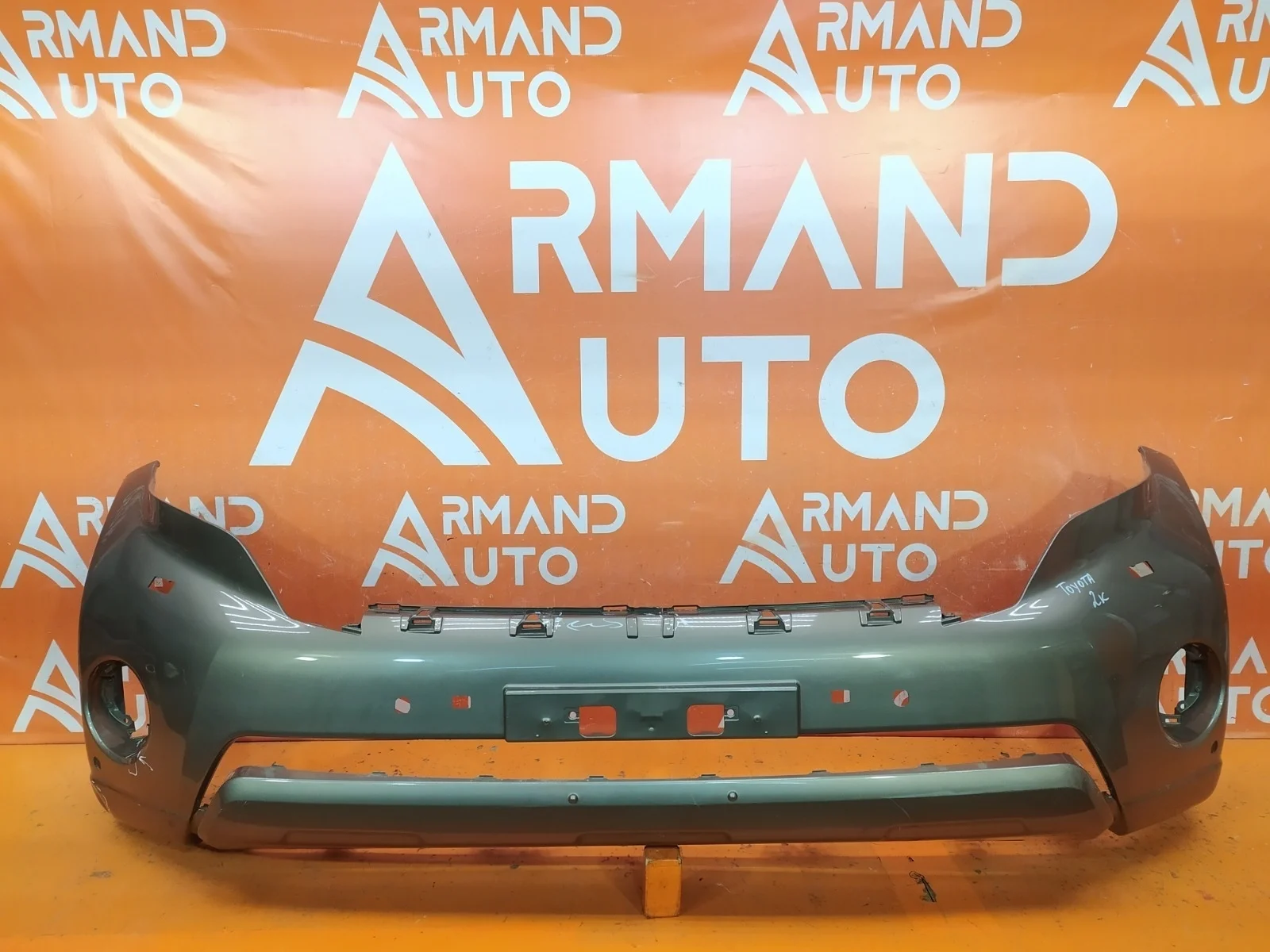 Бампер Toyota Land Cruiser Prado 2013-2017 521196B925 150, передний