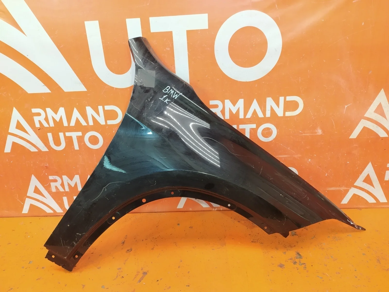 Крыло BMW X1 2015-2022 41007427300 F48, переднее правое