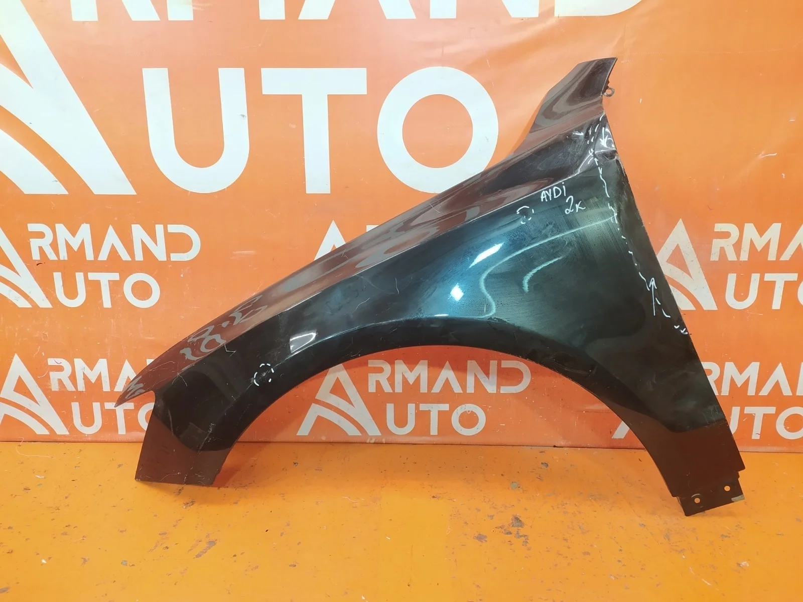 Крыло Audi Q5 2008-2017 8R0821105A 1 8R, переднее левое