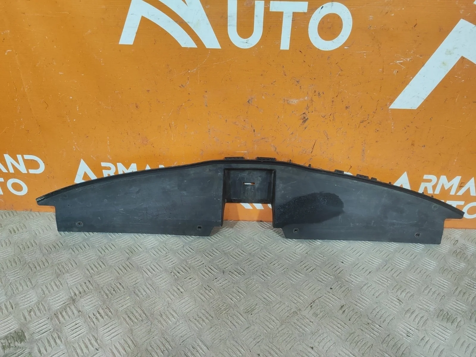 Кожух замка капота Kia Rio 2017-2022 86361H0000 4 FB