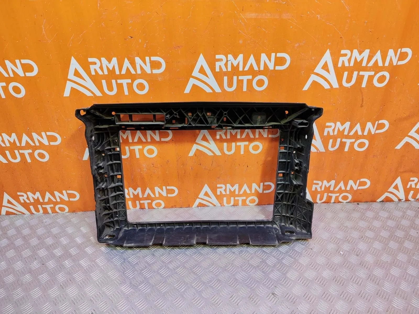 Панель передняя (суппорт радиатора) Skoda Rapid 2020-2023 60U805588E 2