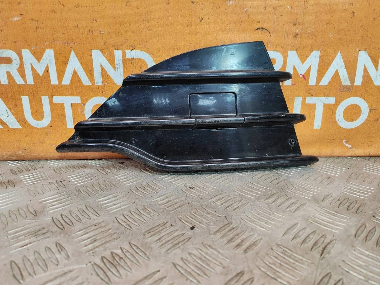 Решетка бампера Ford Kuga 2012-2016 1832894 2 CBS, передняя правая