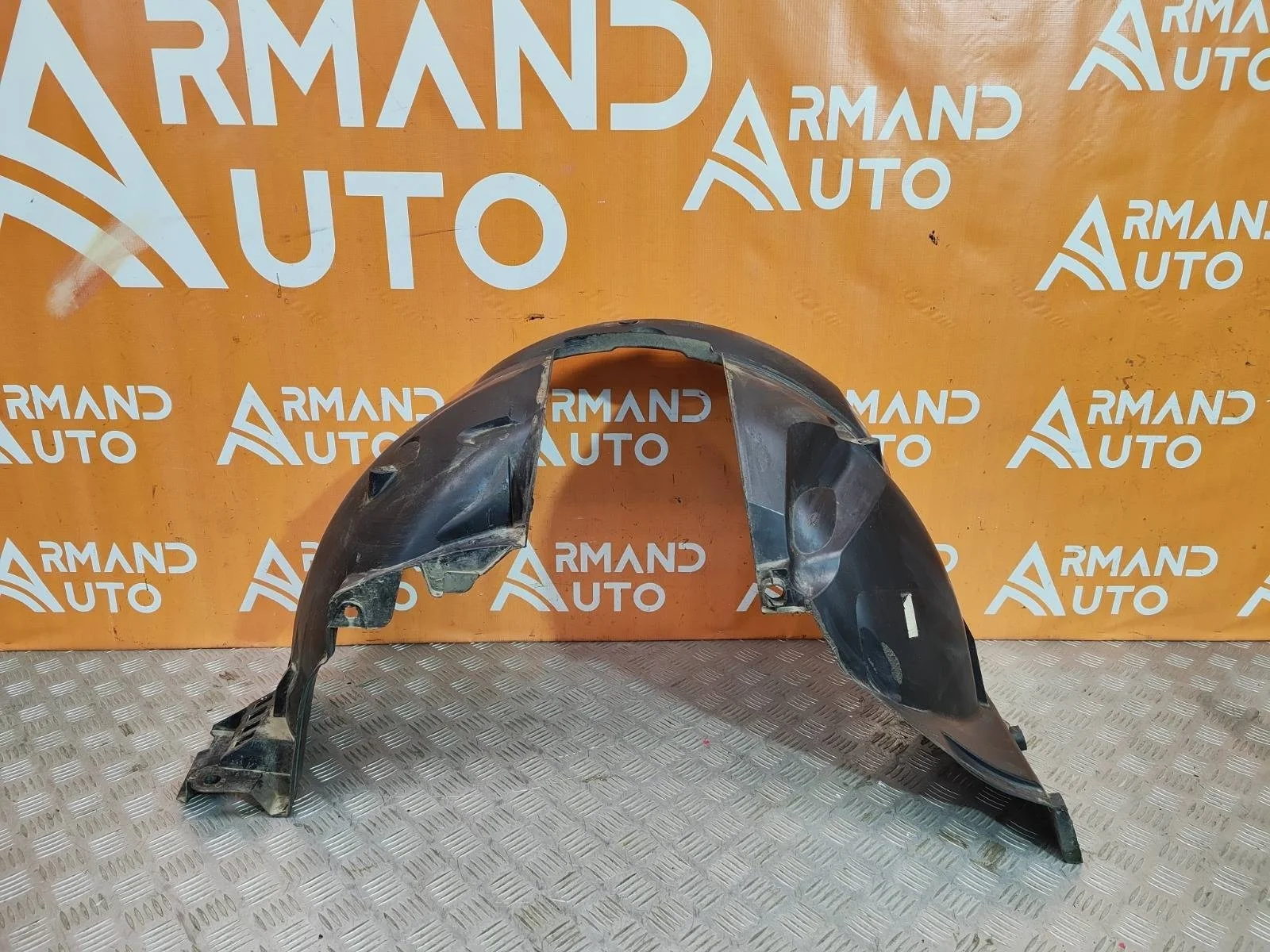 Подкрылок Renault Logan 2012-2018 638407998R 2, передний правый