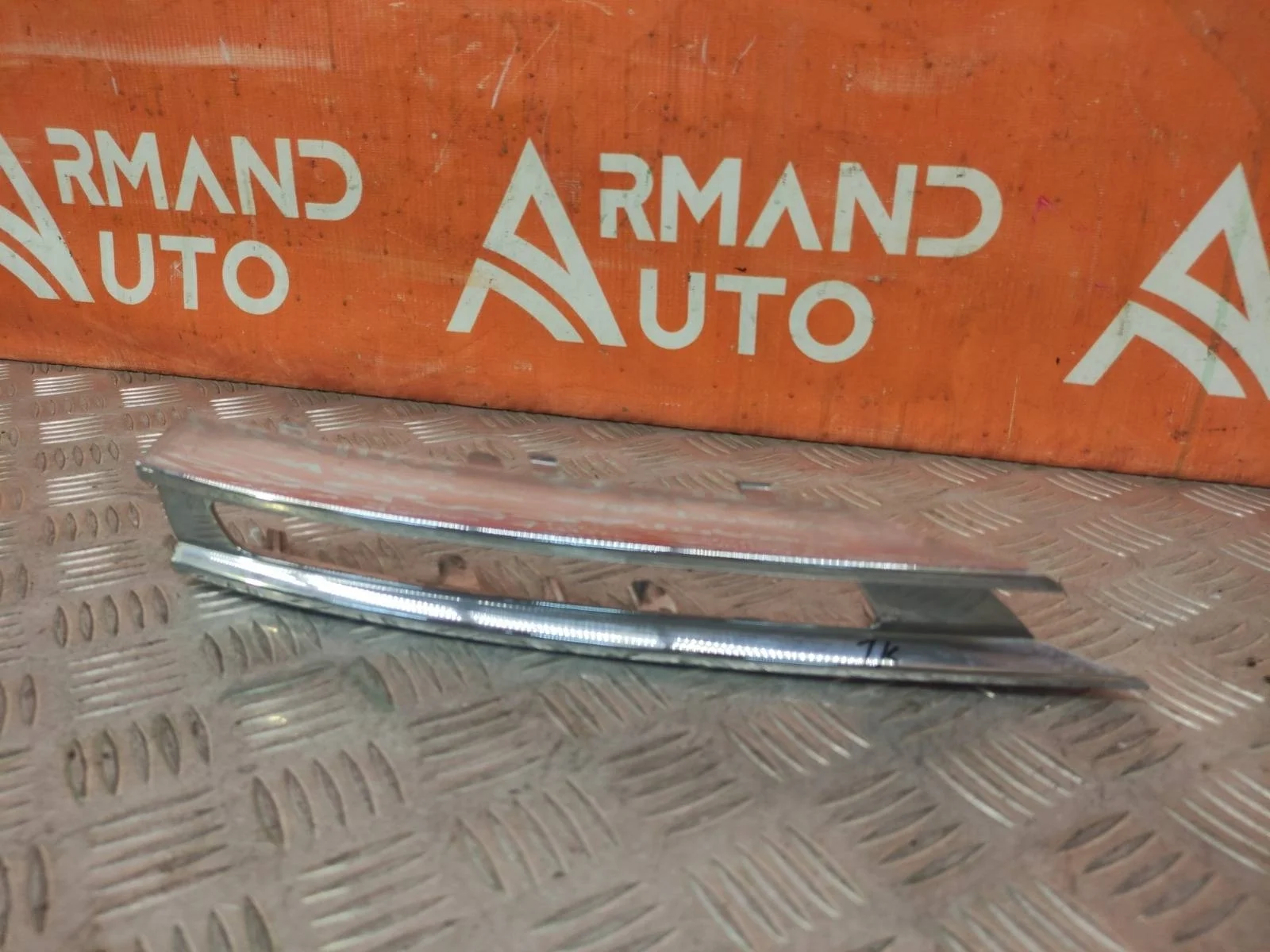 Накладка окантовки дхо Mercedes M ML GLE-Class 2011-2015 A1668851374 W166, левая