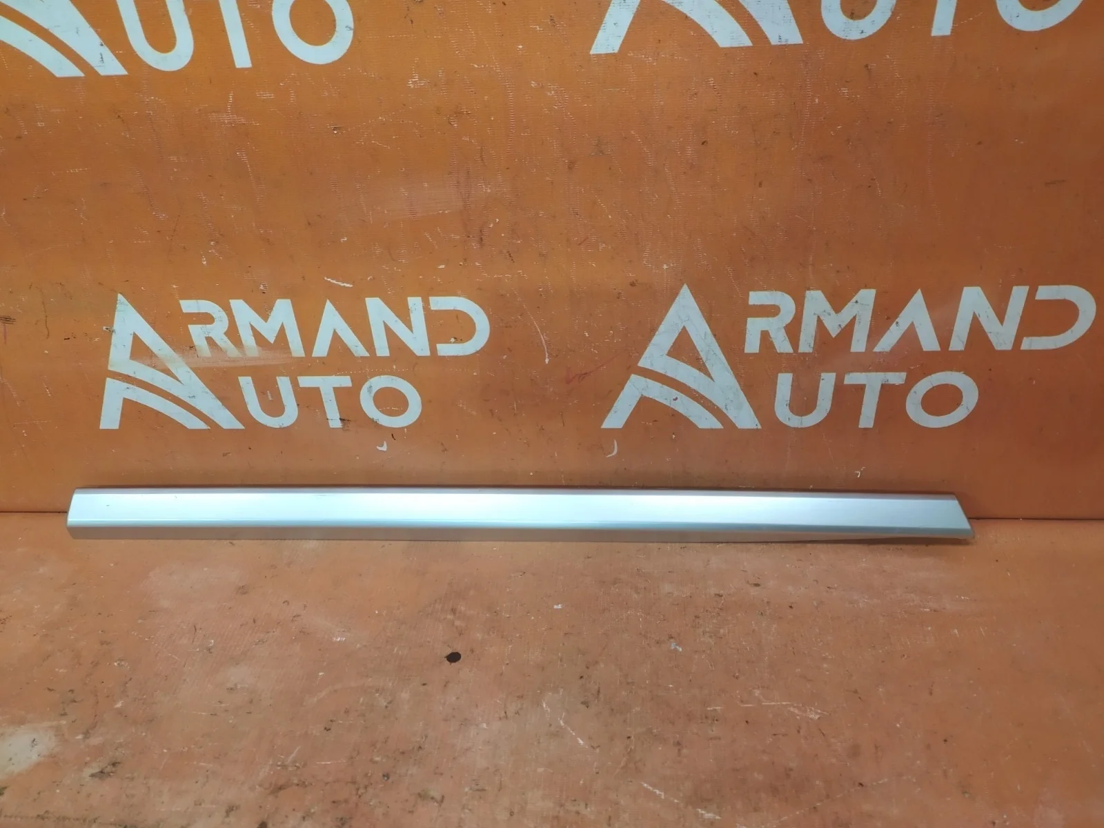 Накладка молдинга двери Land Rover Range Rover 2012-2022 LR038857 4 L405, задняя правая