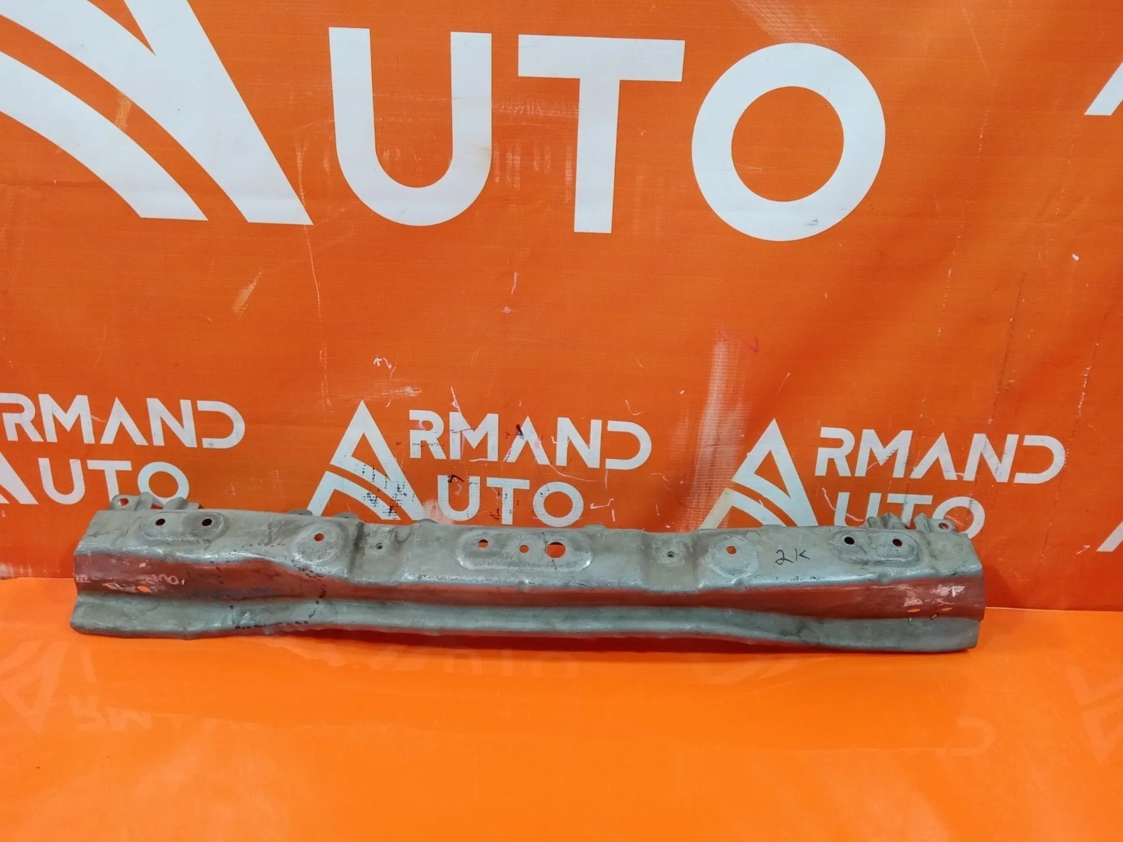 Усилитель бампера верхний Mitsubishi Outlander 2012-2015 6400D583 3, передний