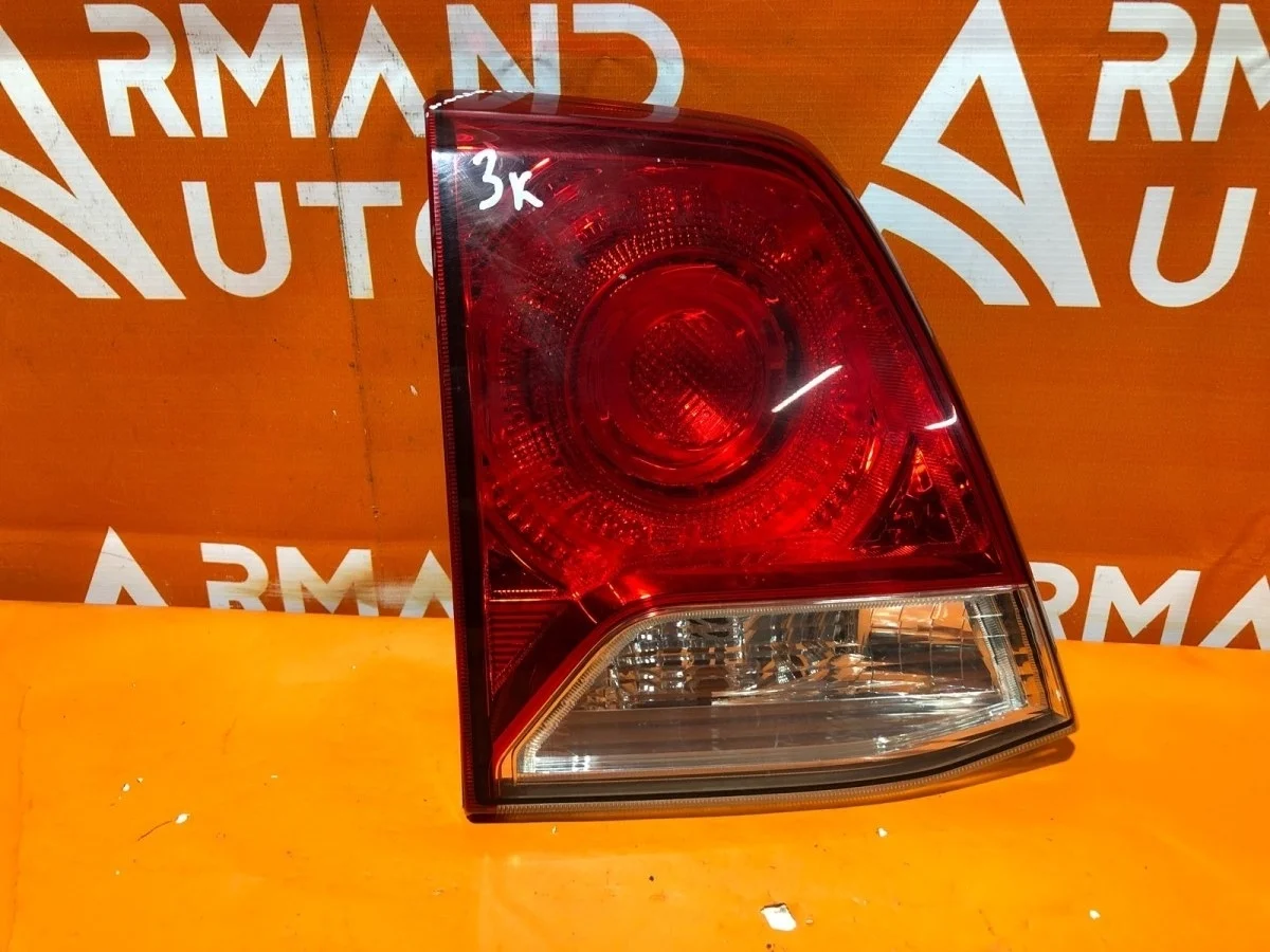 Фонарь внутренний Toyota Land Cruiser 2012-2015 8159160310 200, левый