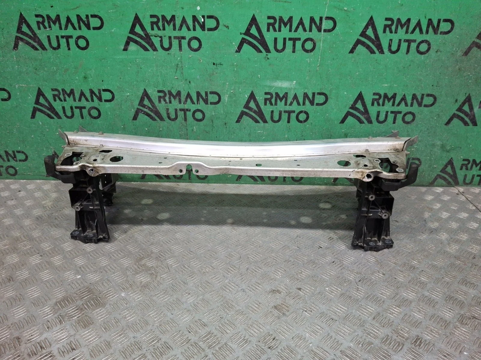 Панель передняя (суппорт радиатора) Mercedes E-Class 2016-2023 A2136209600 W213
