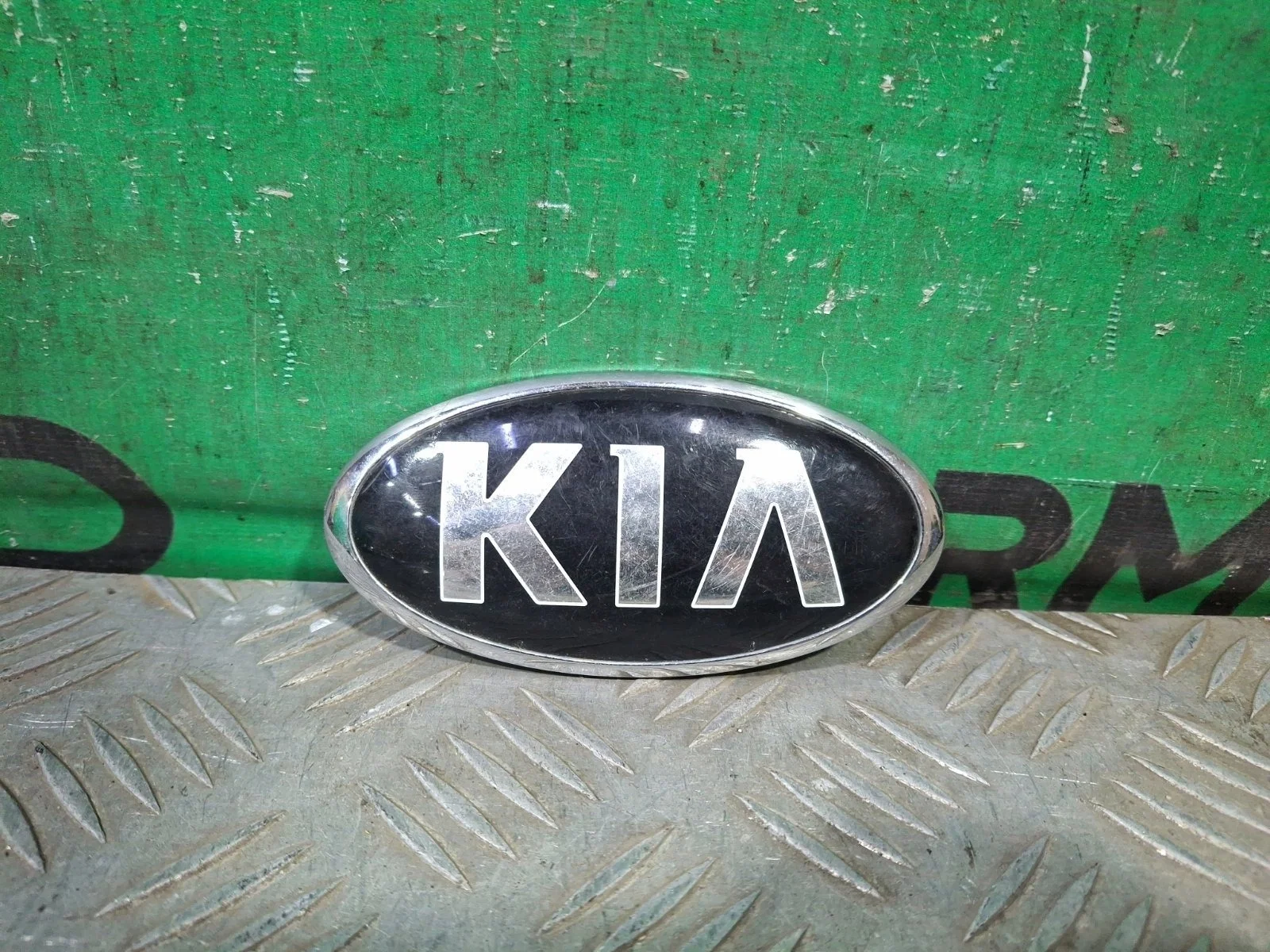 Эмблема KIA Rio 2017-2022 863182T000 4 FB, задняя