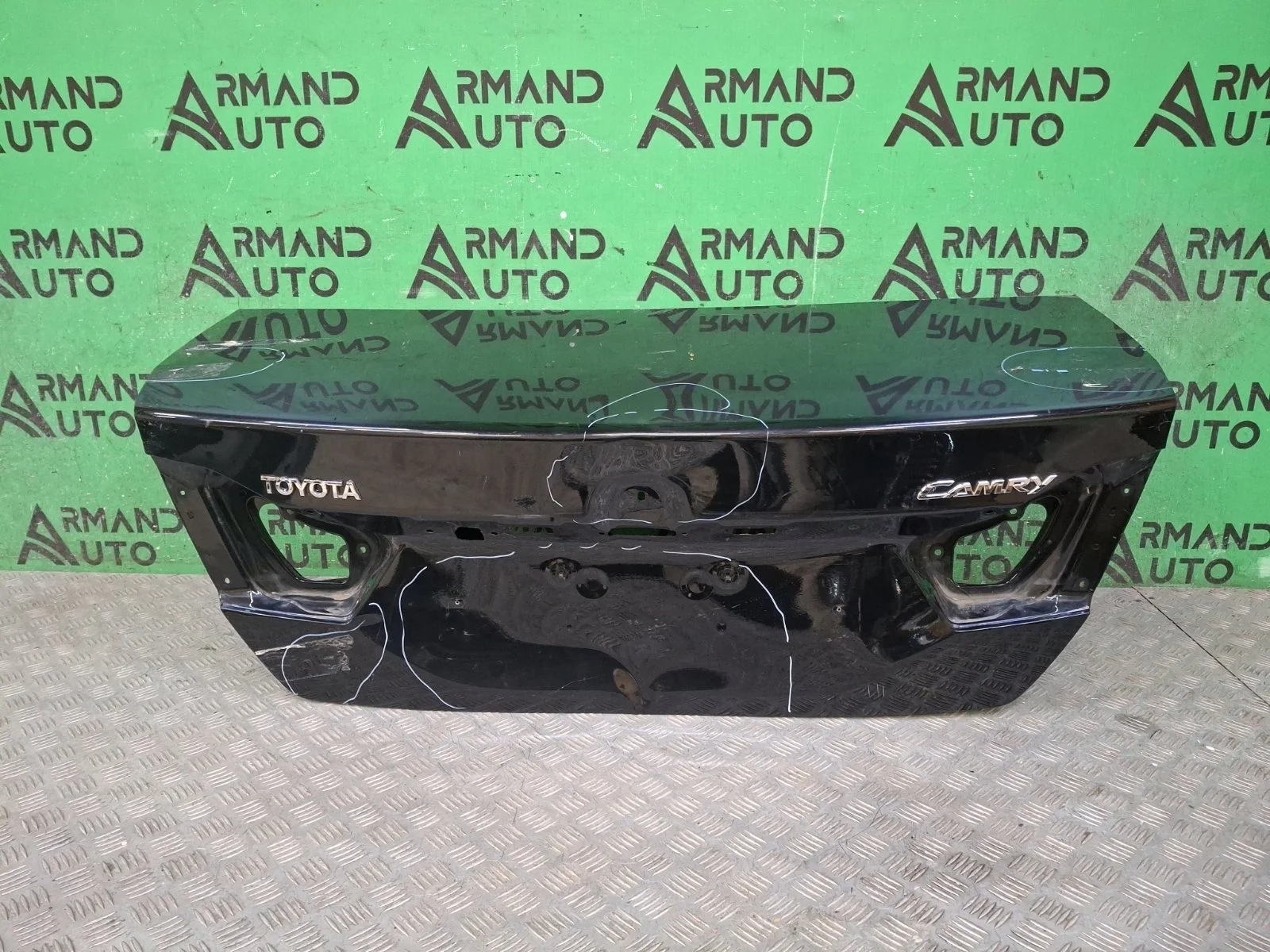 Крышка багажника Toyota Camry 2011-2018 6440106C80 7 XV50