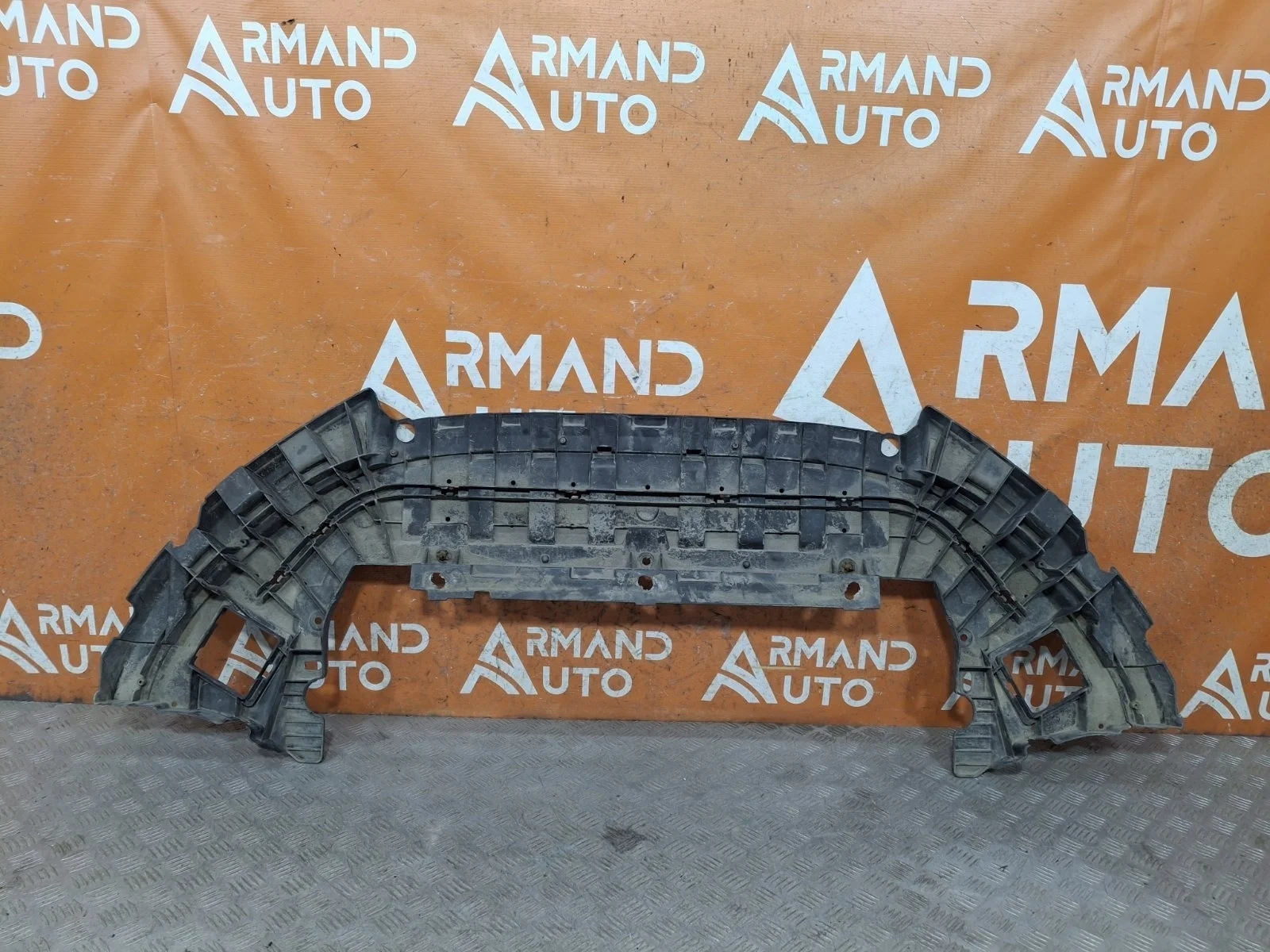 Пыльник бампера Volvo V40 Cross Country 2012-2019 31383736 1, передний