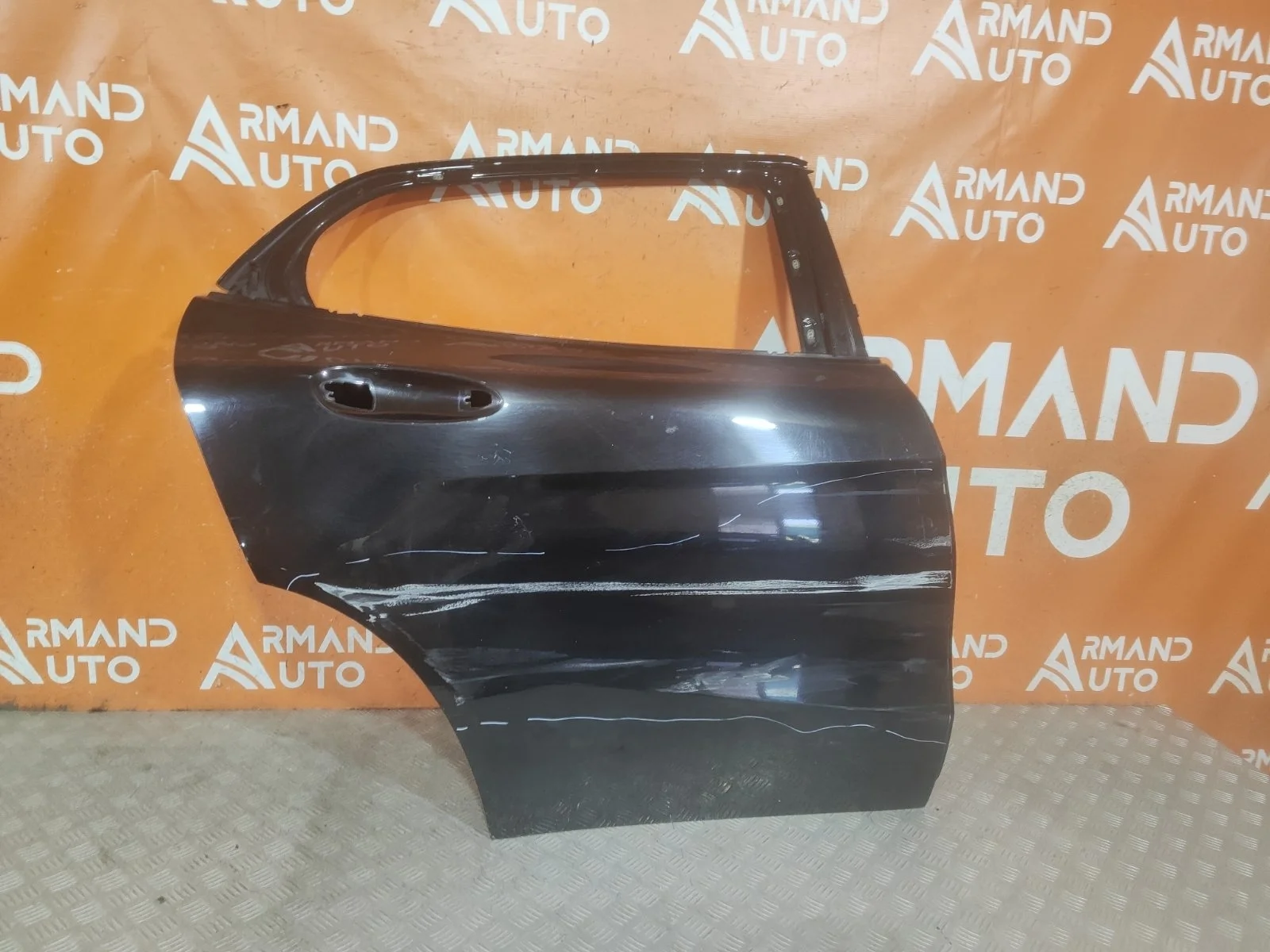 Дверь Mercedes GLA-Class 2013-2020 A1567300205 X156, задняя правая