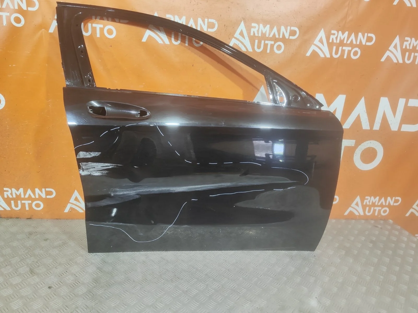 Дверь Mercedes GLA-Class 2013-2020 A1567200205 X156, передняя правая