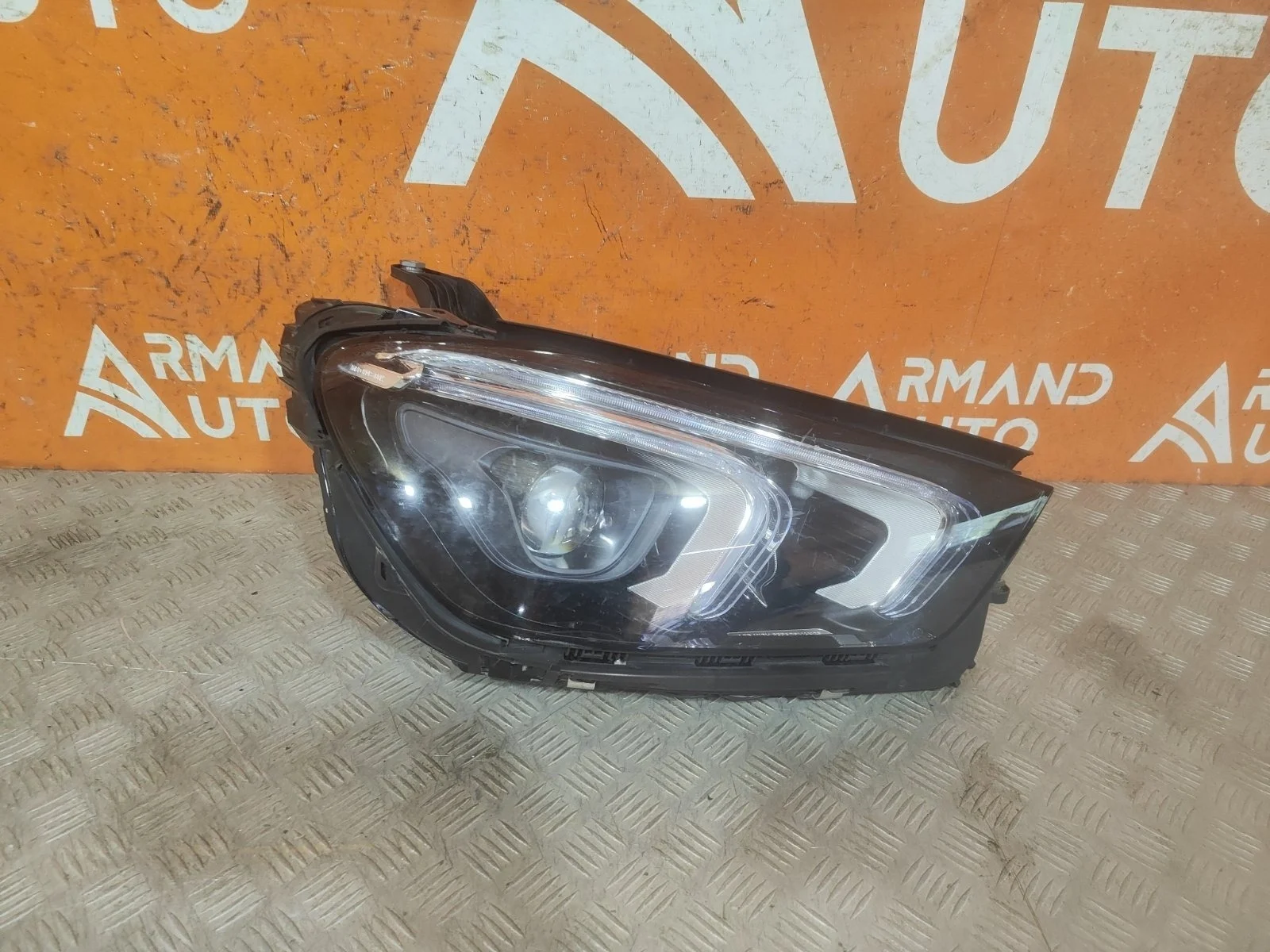 Фара Mercedes GLE-Class 2018-нв A1679060403 V167, правая