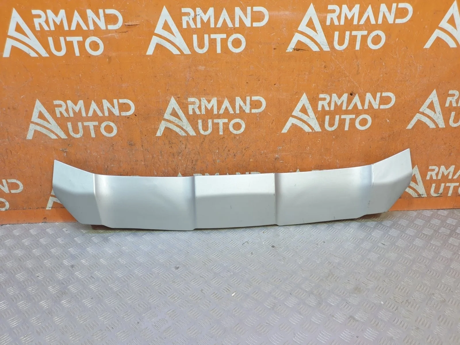 Накладка бампера LEXUS LX 2015-2023 5212960050 3 URJ200, передняя