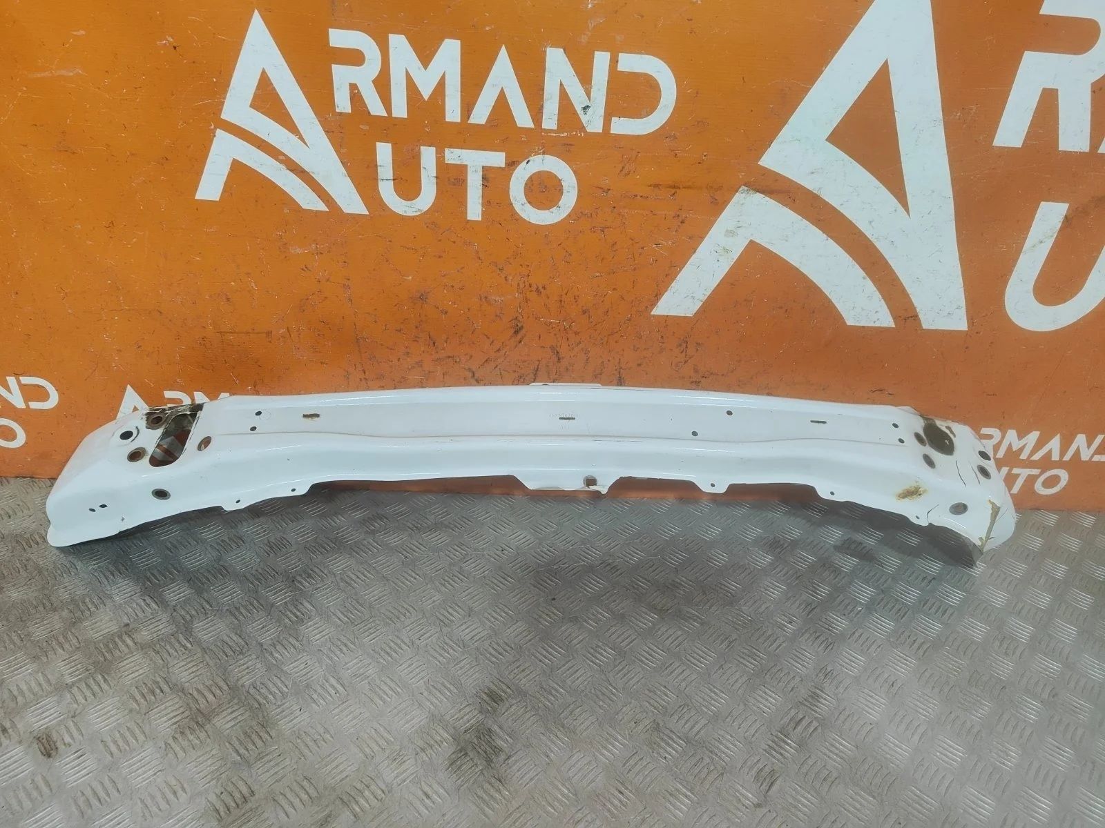 Усилитель бампера Renault Logan 2012-2022 752107934R 2, передний