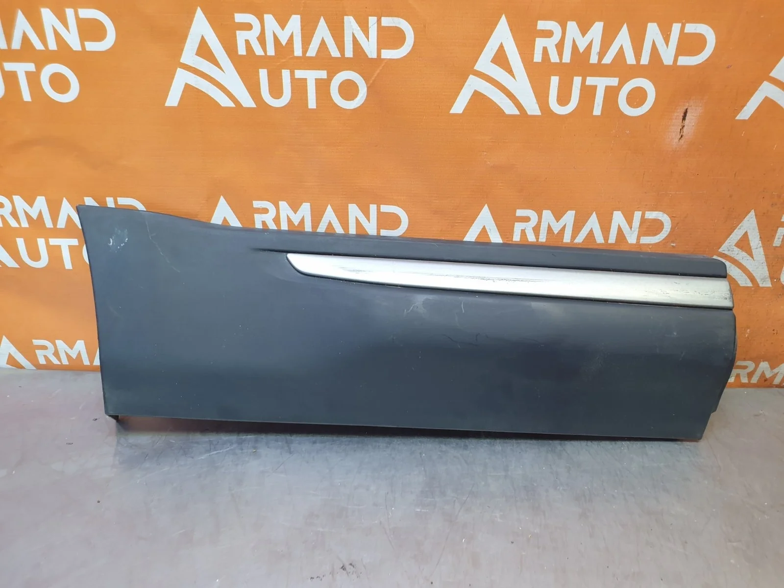 Молдинг двери Land Rover Range Rover Evoque 2011-2018 LR079522 1 L538, задний правый