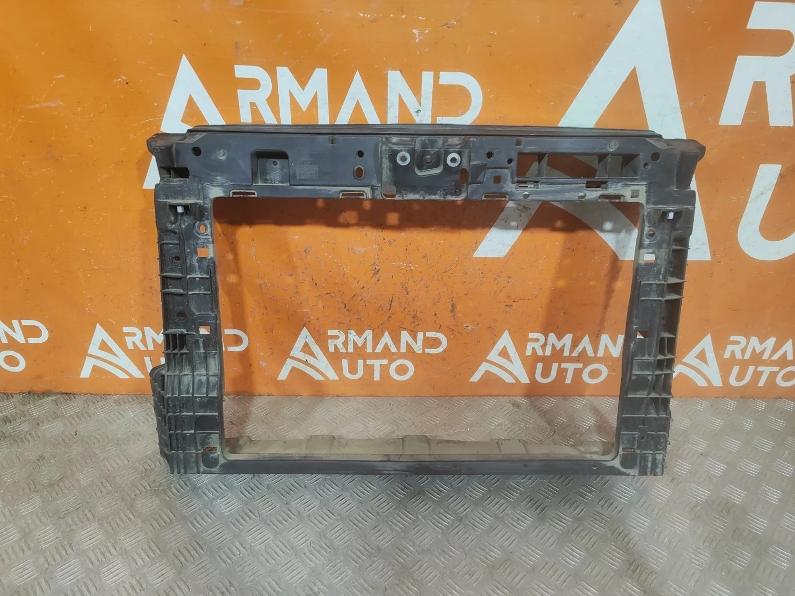 Панель передняя (суппорт радиатора) Skoda Rapid 2020-2023 60U805588E 2