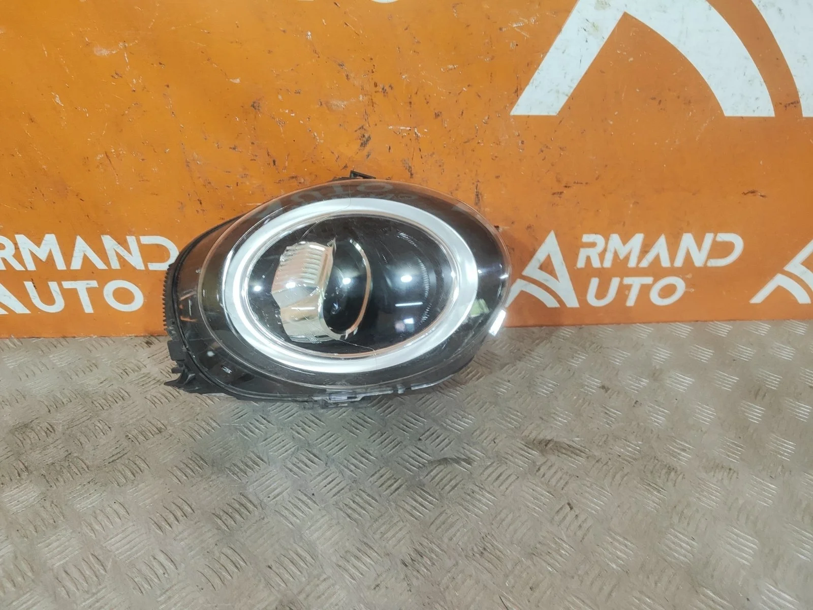 Фара Mini Hatch 2018-2021 63118737594 F55, правая