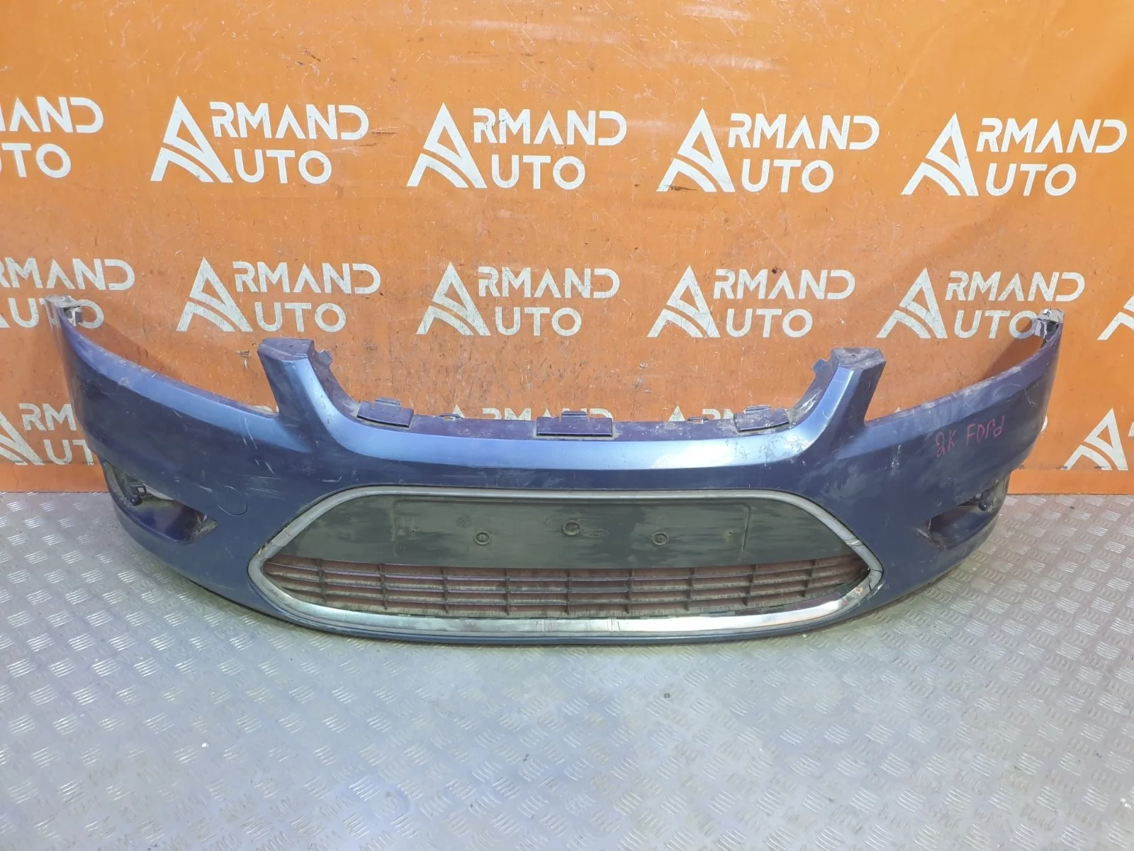 Бампер Ford Focus 2008-2011 1521127 2, передний