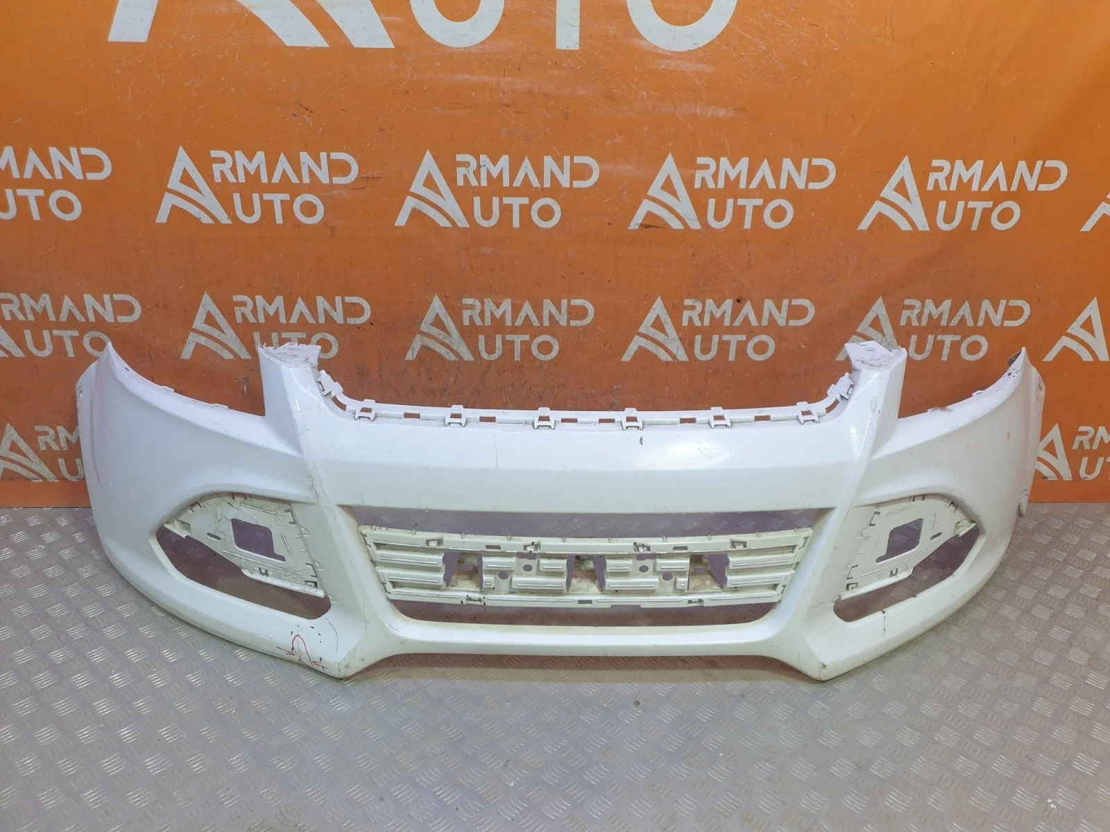 Бампер Ford Kuga 2012-2016 1832956 2 CBS, передний