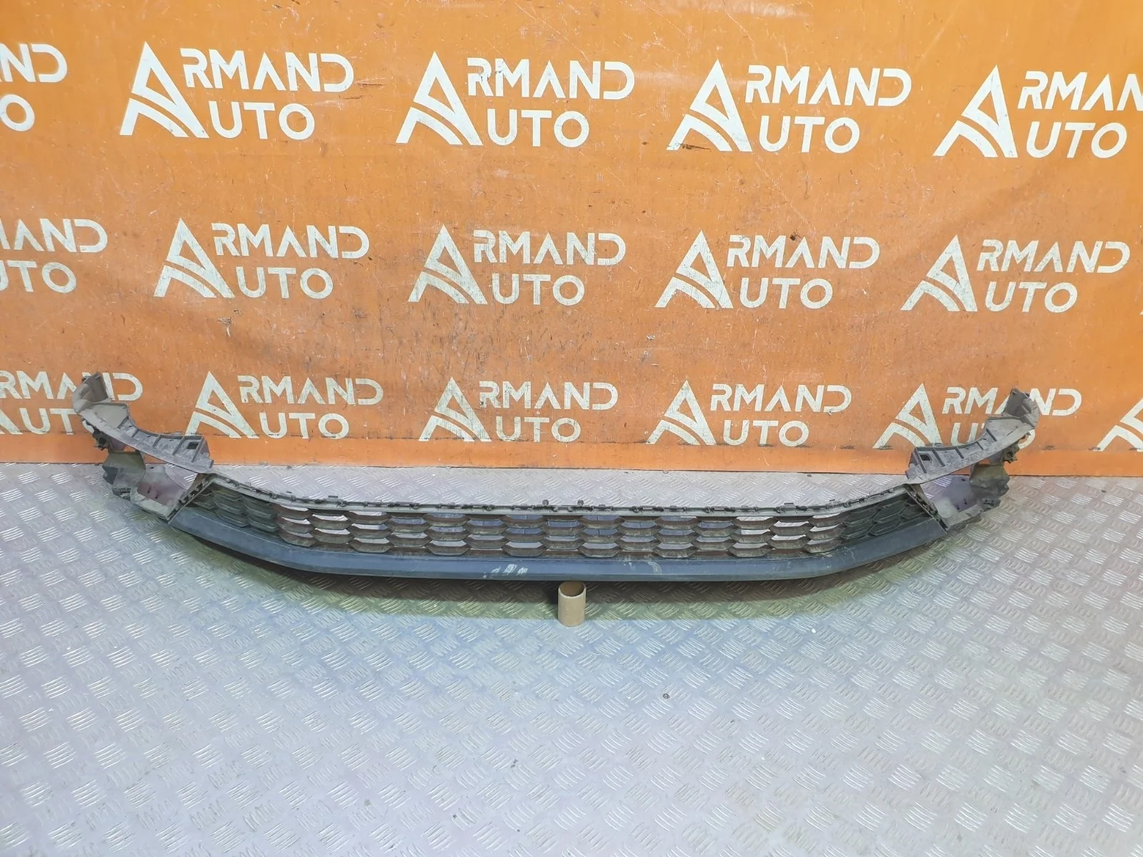 Юбка бампера Volkswagen Tiguan 2016-2020 5NR8059039B9 2, передняя